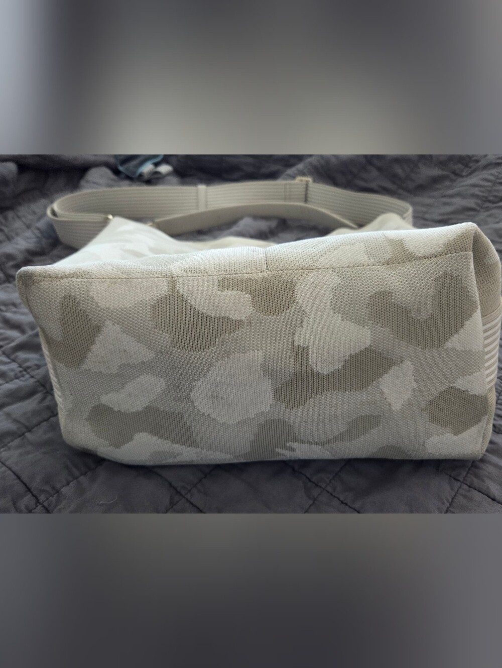 Rothy’s The bucket bag Khaki Camo - Picture 7 of 8